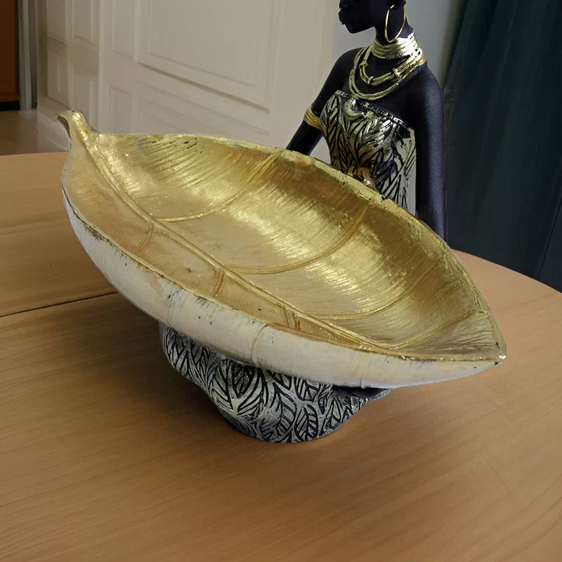 Exotische Frauenskulptur mit Schlüsselorganisator – Künstlerische Aufbewahrungslösung