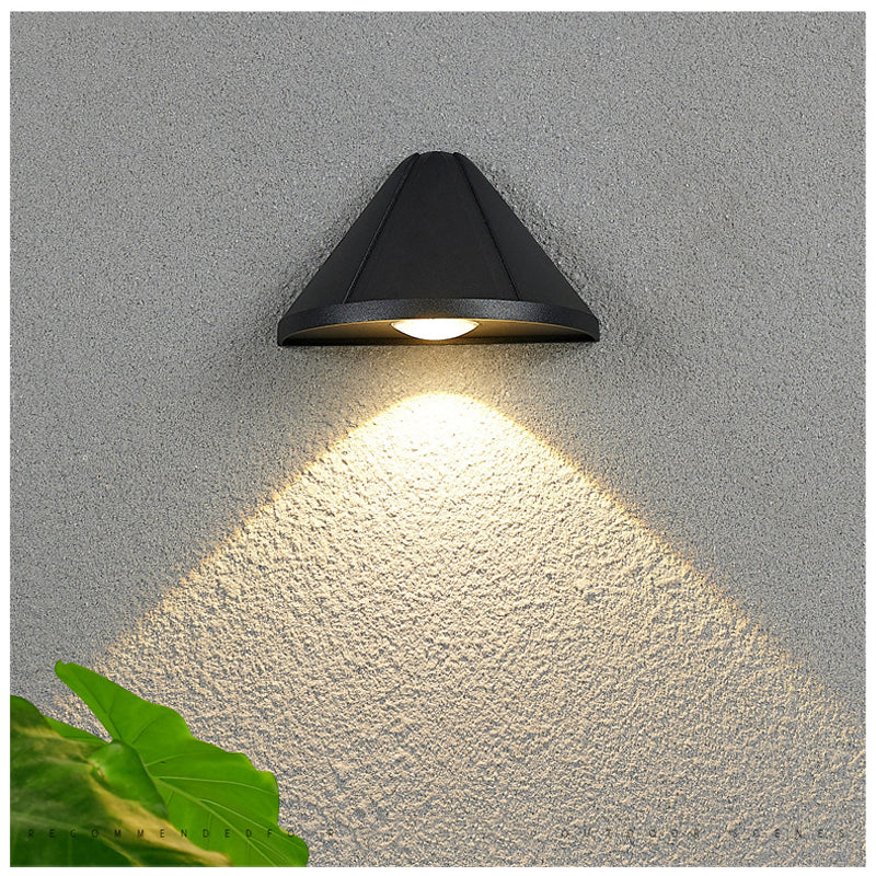StylishGlow - Elegante LED-Wandleuchte