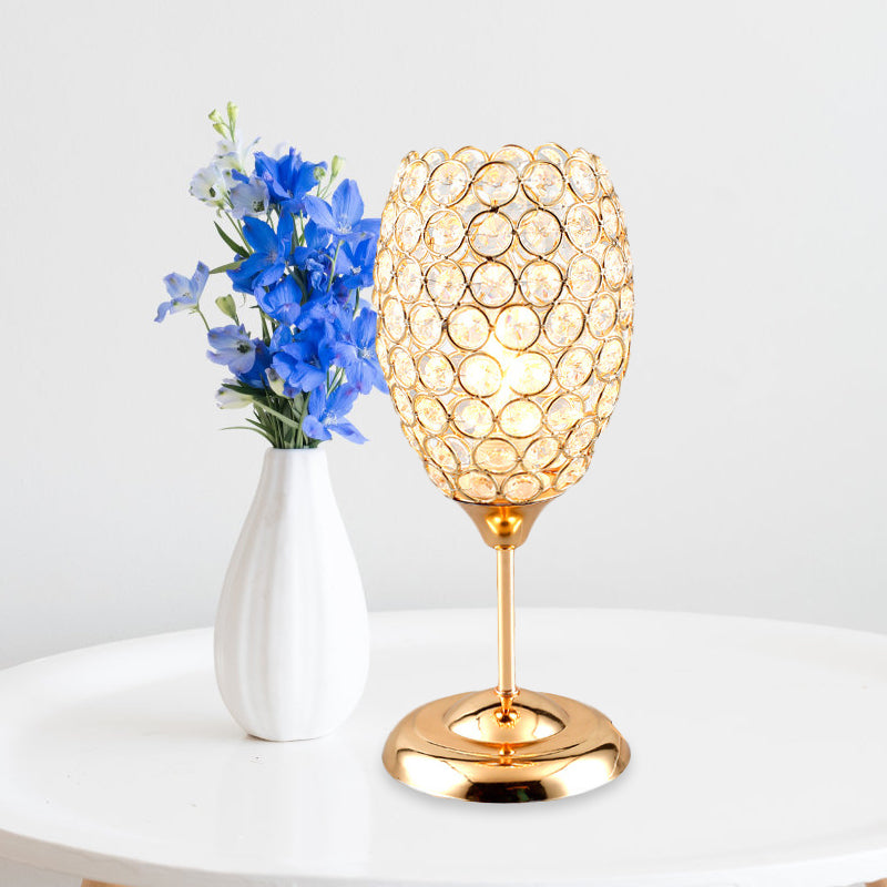 LumiCup Krystal Akzentlampe – Elegante kopfmodellige Nachttischlampe für luxuriöse Inneneinrichtungen