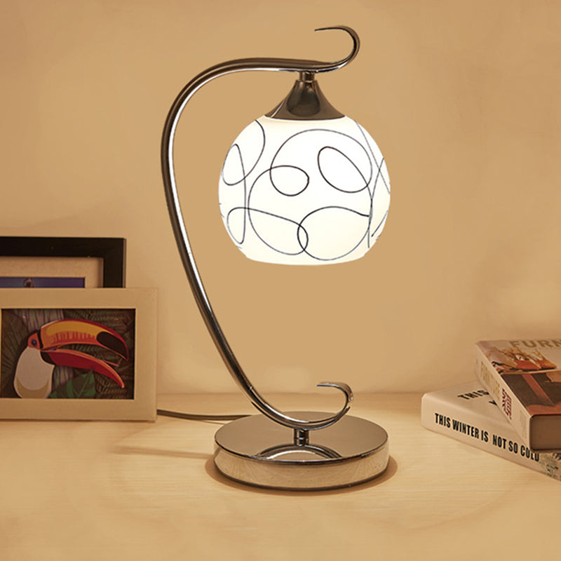 Orbola – Klassische weiße Glas-Kugeltischlampe