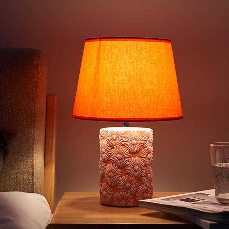 SolisBloom – Einzigartige Tischlampe mit Sonnenblumenbasis
