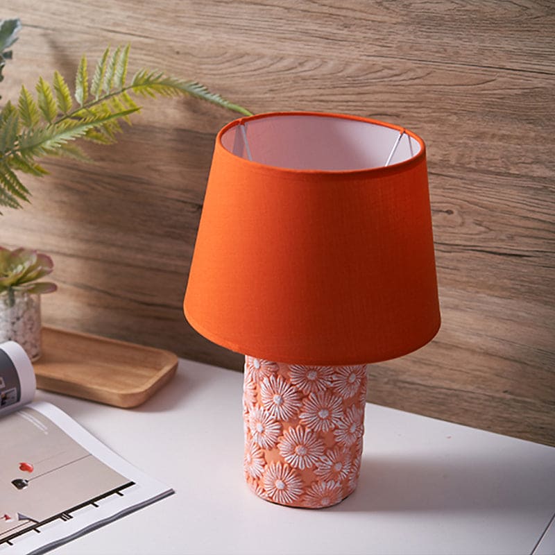 SolisBloom – Einzigartige Tischlampe mit Sonnenblumenbasis