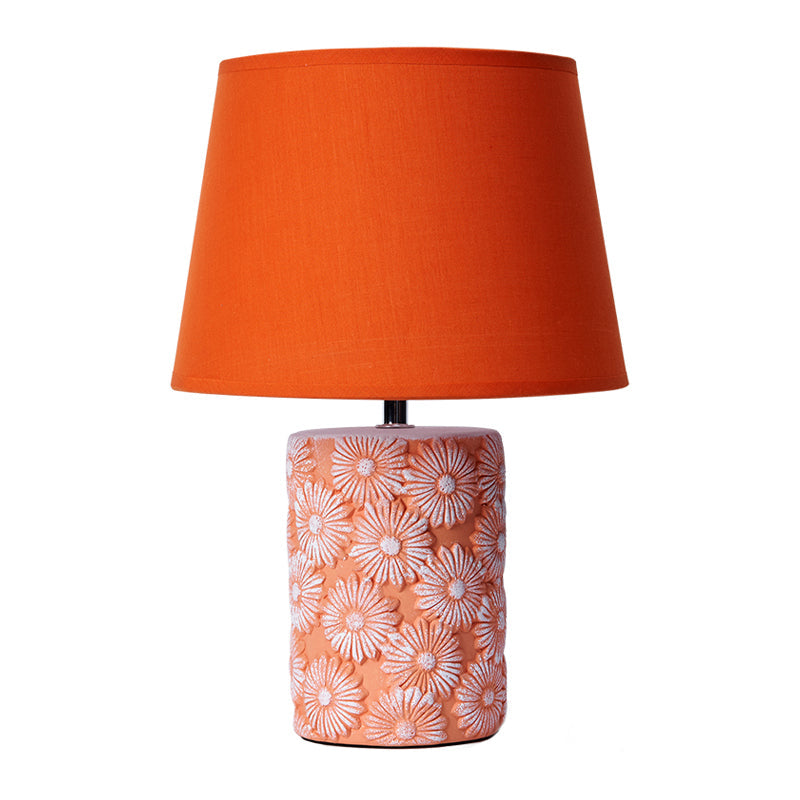Maravira – Konische Trommel-Naturlampe mit rustikalem Sonnenblumen-Fuß