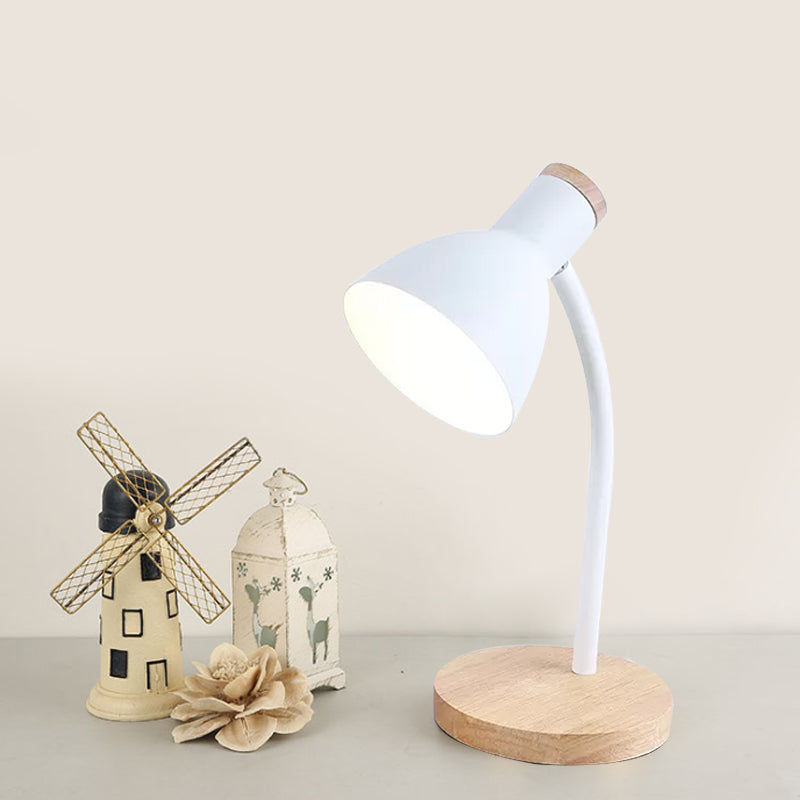 LumaBend | Schlanke LED-Tischlampe mit flexiblem Hals und Holzfuß