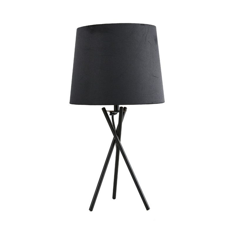 Glow – Moderne rustikale Lampe mit konischem Design
