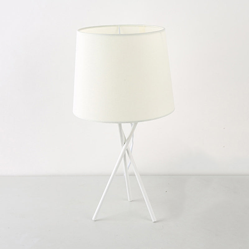 Glow – Moderne rustikale Lampe mit konischem Design
