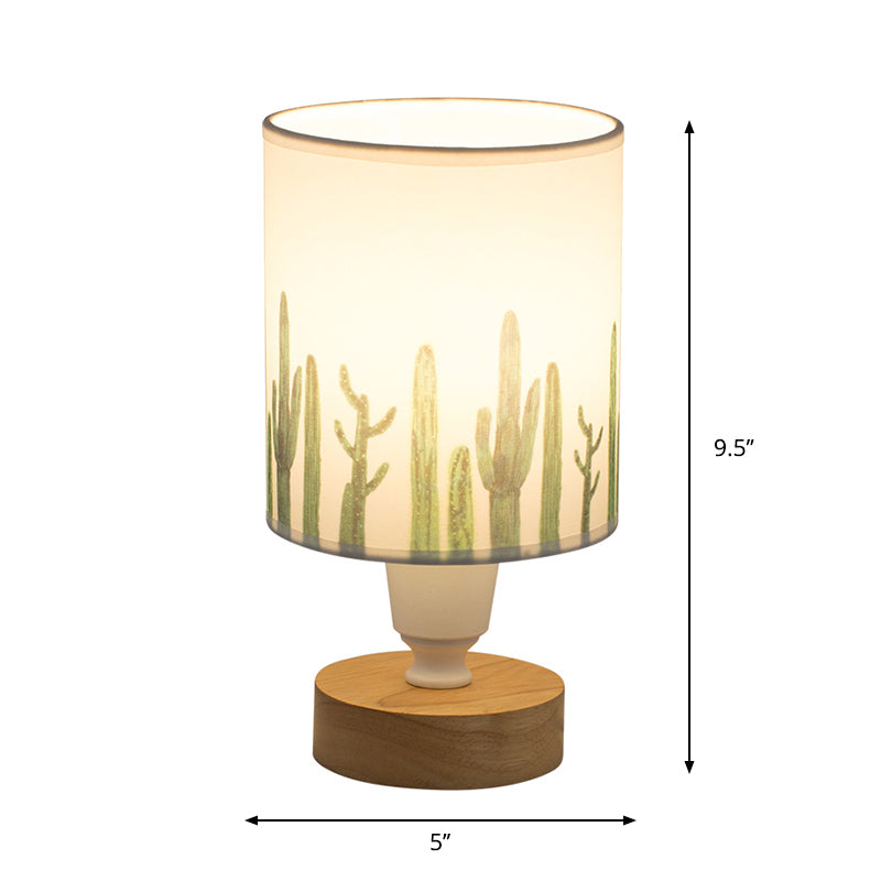 Naturis – moderne Tischlampe aus Stoff