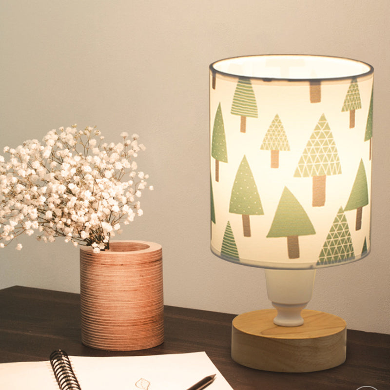 Naturis – moderne Tischlampe aus Stoff