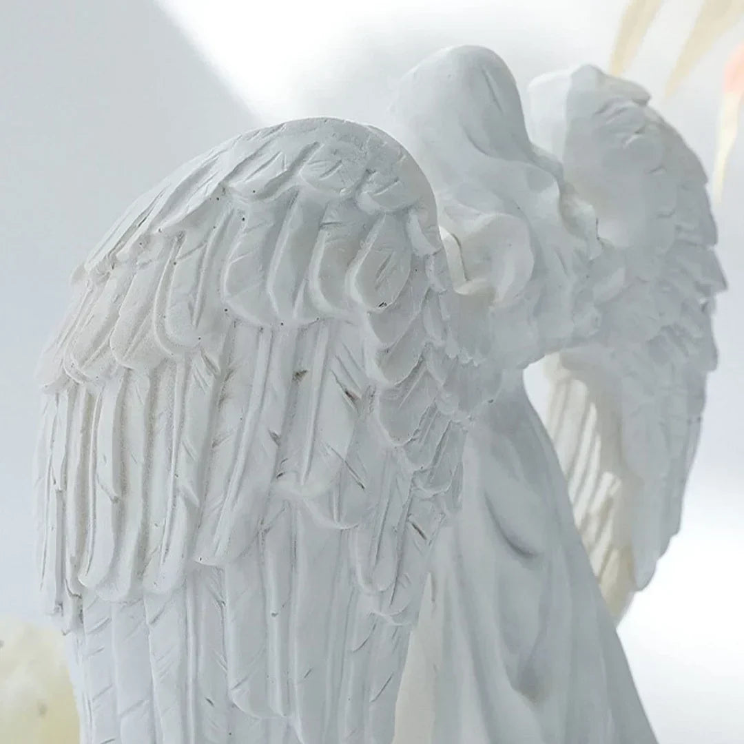 AngelAura elegante Engelsskulptur mit Kerzenhalter – stimmungsvolle Dekoration