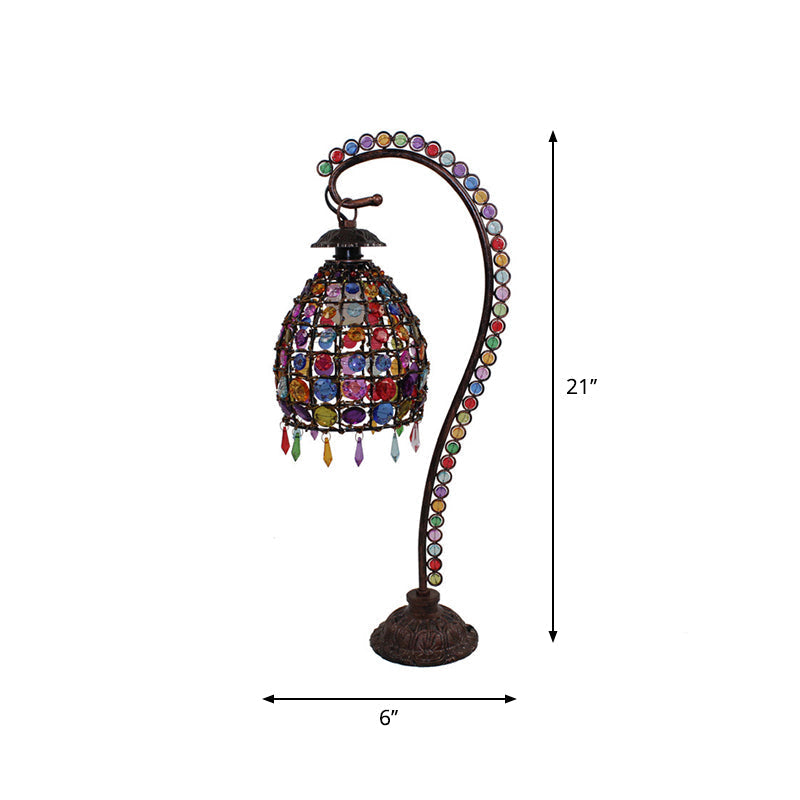 Lumbelle – Boho Tischlampe mit Perlen und elegantem gefärbtem Glas