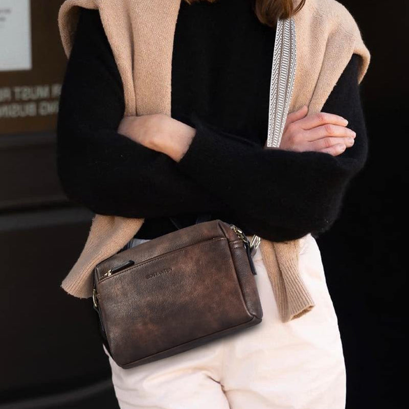 Luisa - Schultertasche mit dreifachem Reißverschluss und gestreiftem Riemen