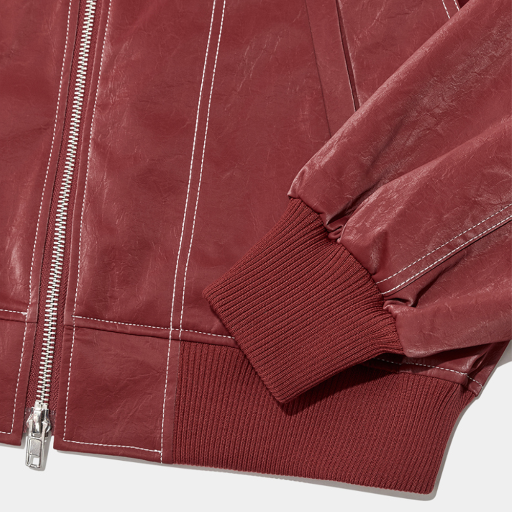 Übergrößenjacke mit kontrastierenden Nähten in Rot