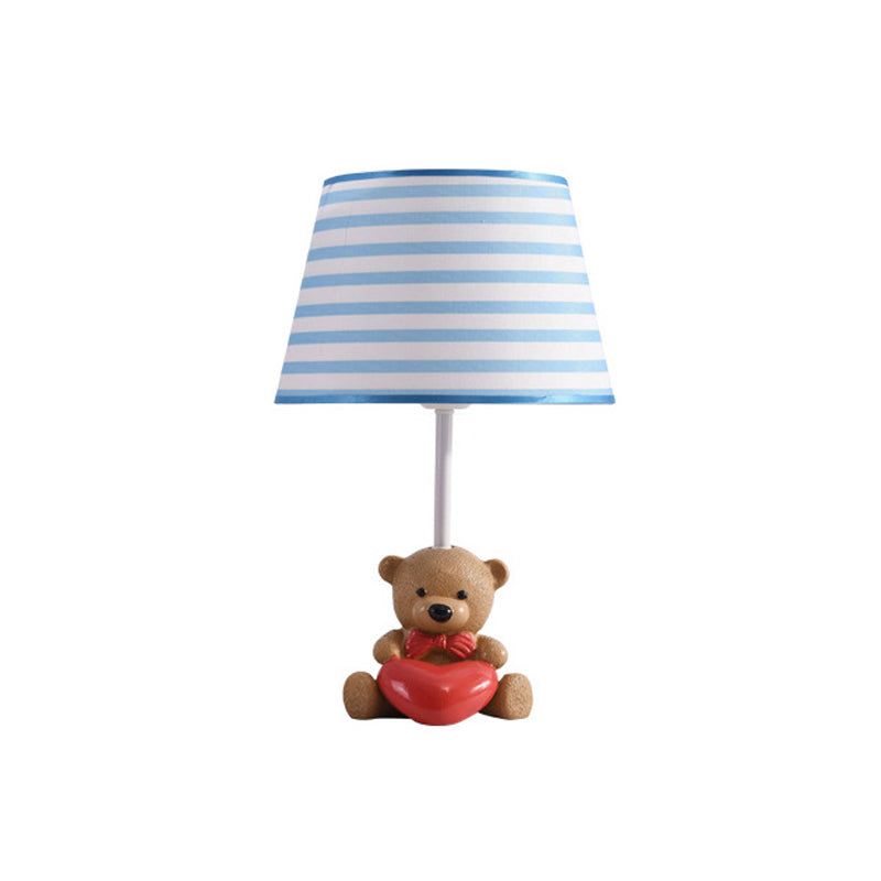 Figurilux – Nordisch inspirierte Nachttischlampe für das Schlafzimmer