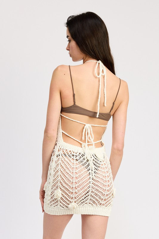 Livia - Häkelkleid mit Blumenmotiven und Halterneck