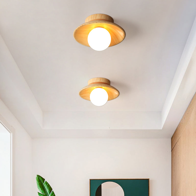 Deckenleuchte - Mid-Century Moderne Holz- und Globe-Einbauhalterung
