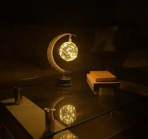 Verzaubert - Magische Mondlampe
