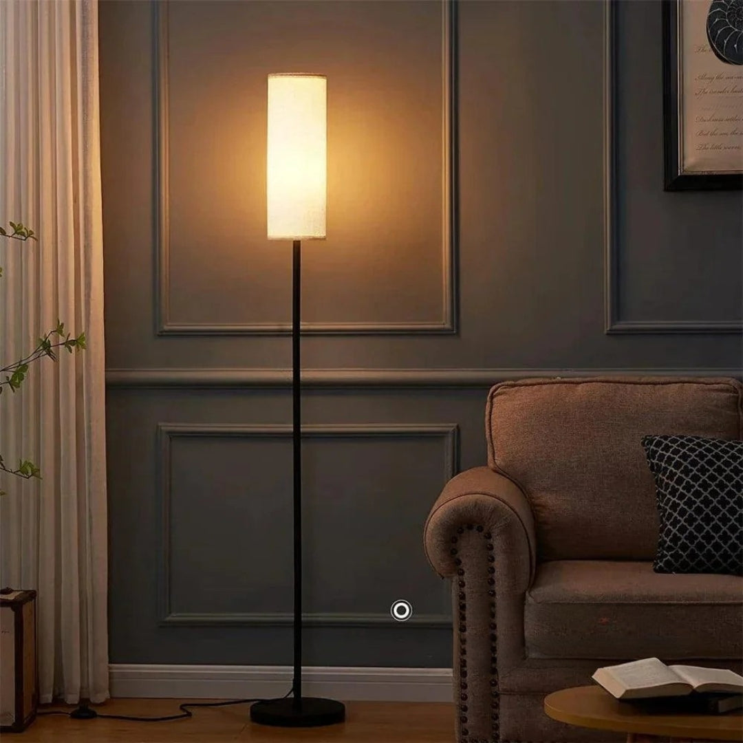 LumiCyl – Moderne Stehlampe mit zylindrischem Stoffschirm