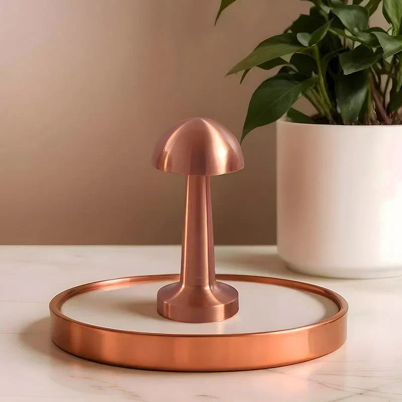 LumiShroom – Elegante Kupferpilzlampe