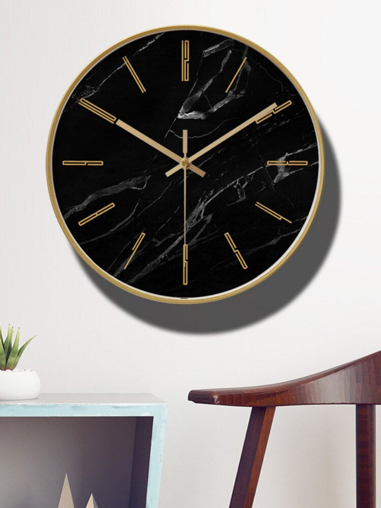 Zeitlose Eleganz – Schwarze Marmor Wanduhr