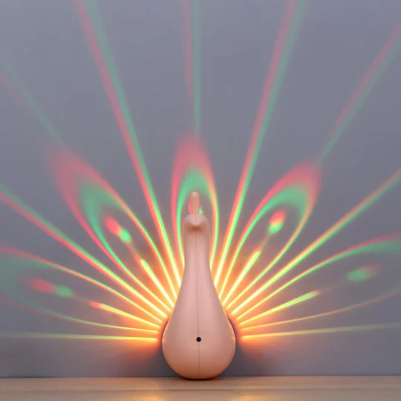 PeacockGlow LED-Projektionlampe – Dekorative Lampe mit Fernbedienung und Farbeffekten