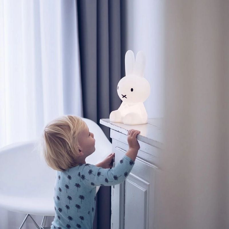 BunnyGlow LED Tischlampe – Sanfte & Beruhigende Beleuchtung mit Zeitlosem Design