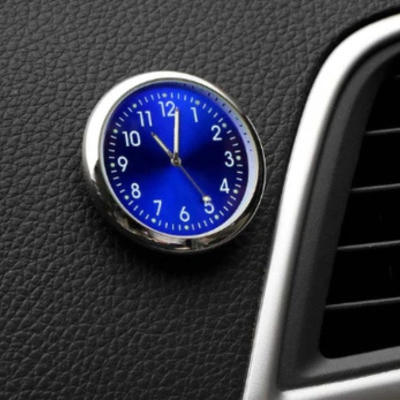 AutoTime Mini Analog-Uhr – Selbstklebendes und Stylisches Design für das Auto-Innenleben
