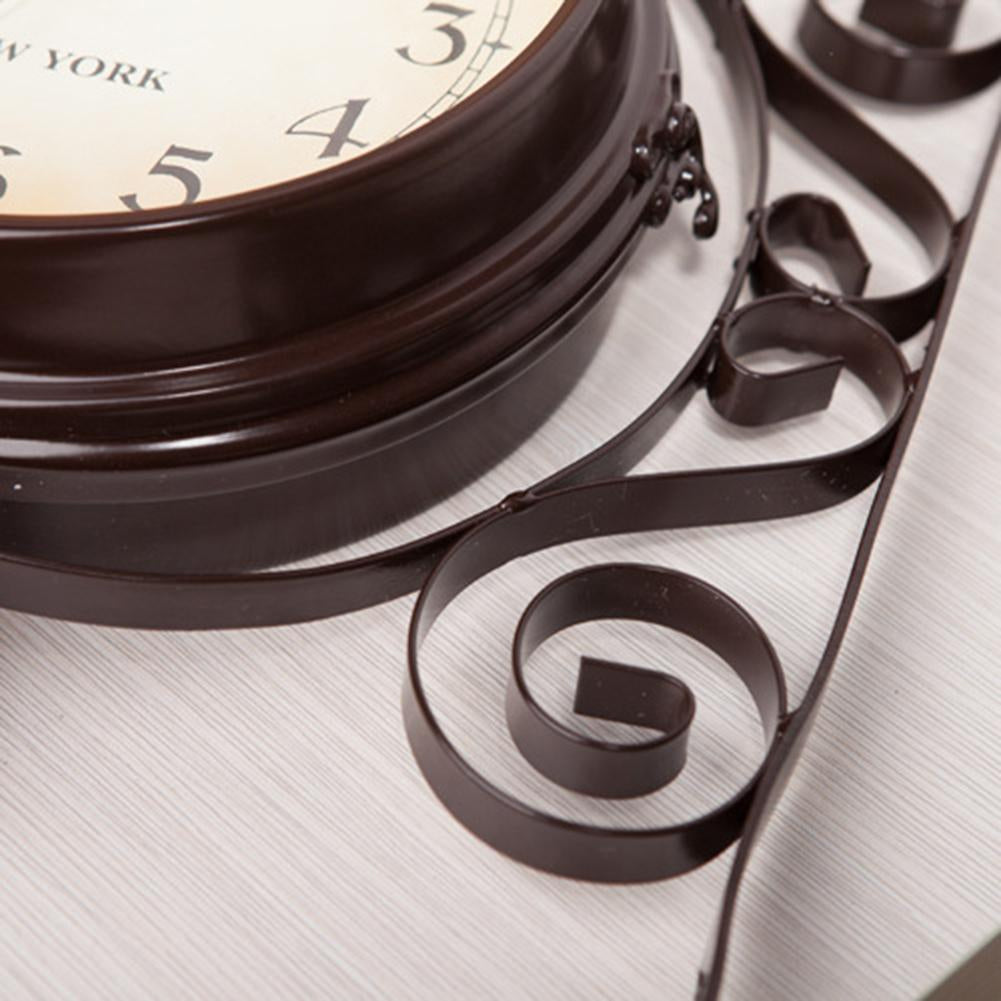 Retro Wanduhr – Klassisches New Yorker Stationsdesign