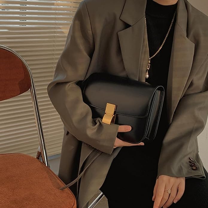 Charlotte - Leichte Schultertasche mit verstellbarem Tragegurt
