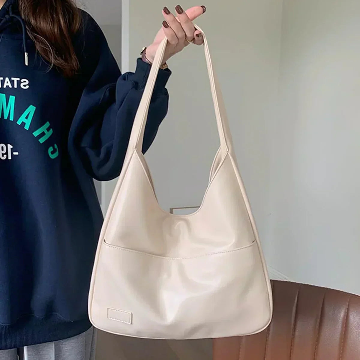 Ida - Zeitlose Hobo-Tasche aus Leder für mühelosen Eleganz