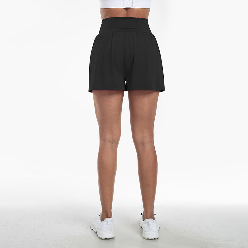 Rebecca - Hochgeschnittene Sports Shorts