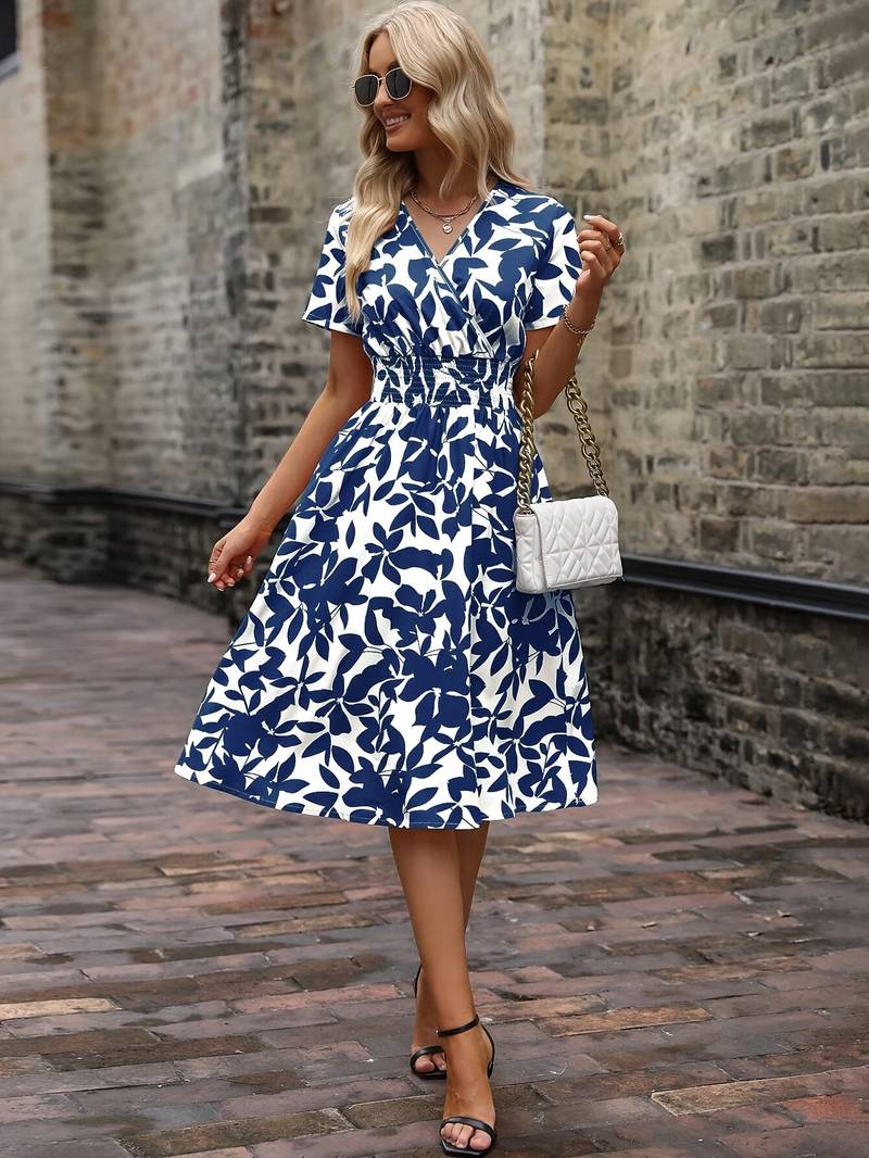 Ivy – Kurzärmliges Wickelkleid mit Blumenmuster