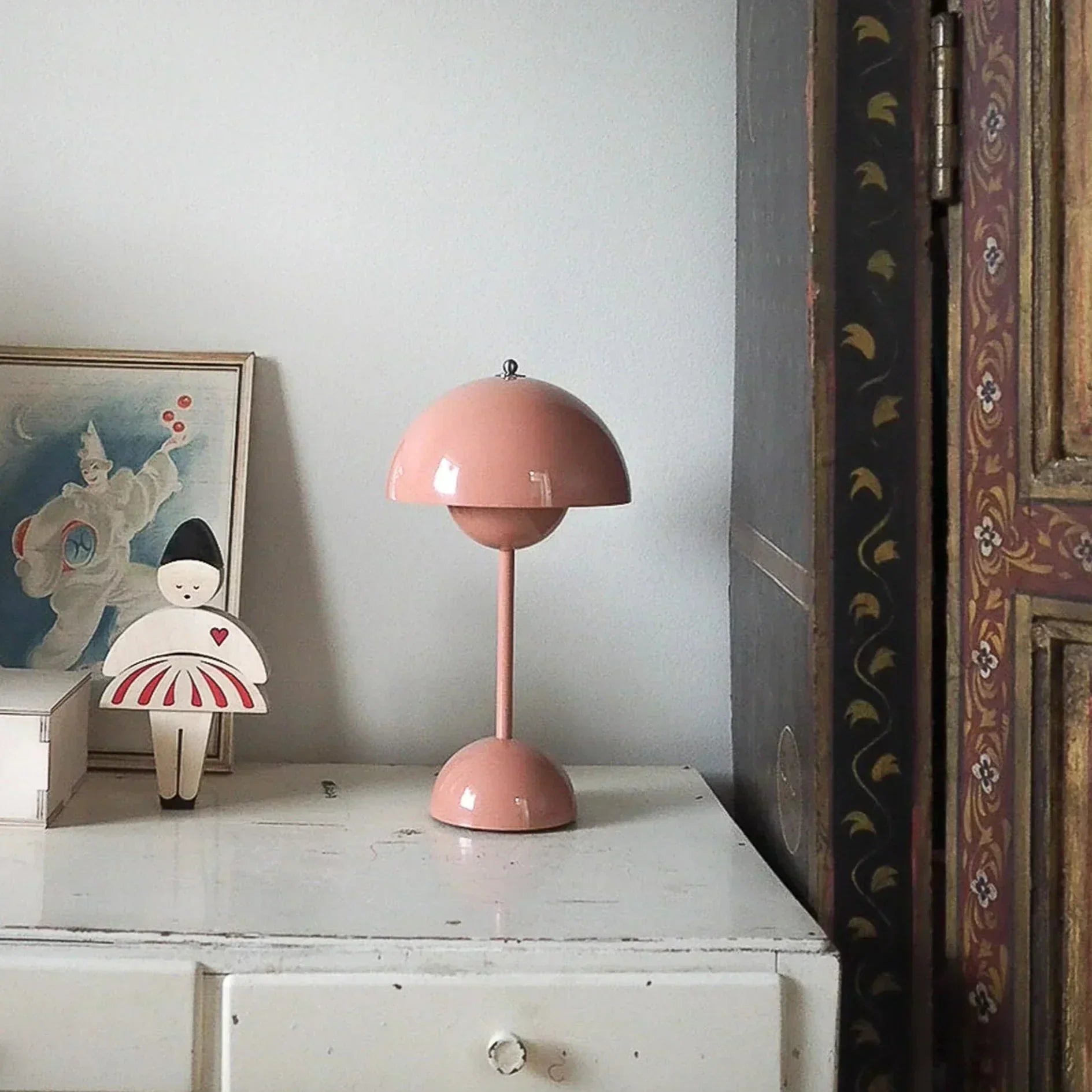 NordicGlow - Moderne Schwamm Design Tischlampe