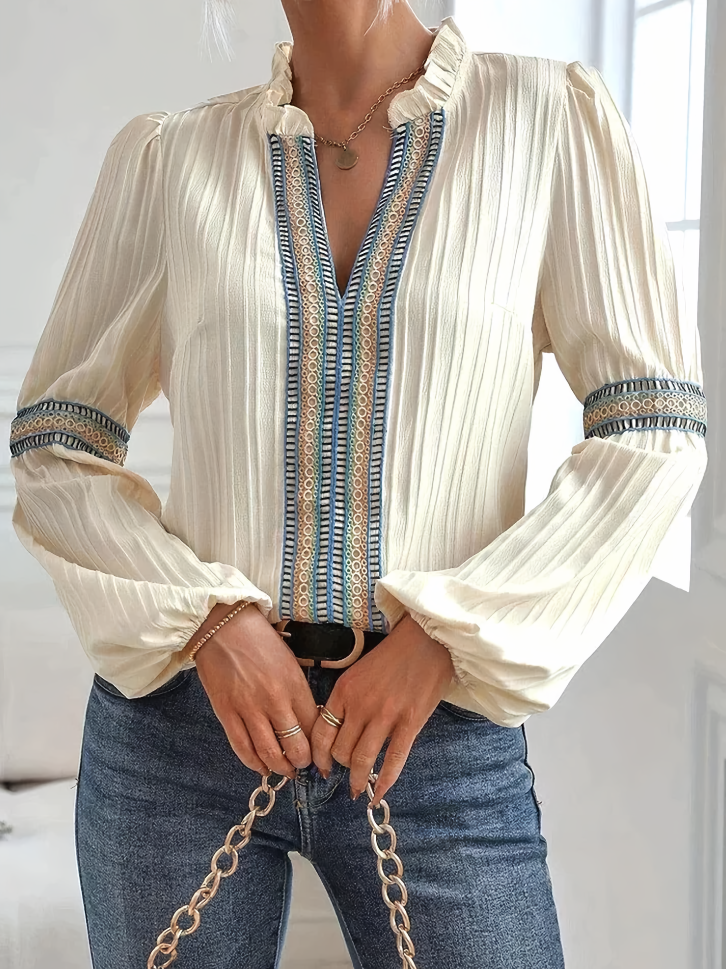 Evangeline Luxuriöse Spitzenbluse