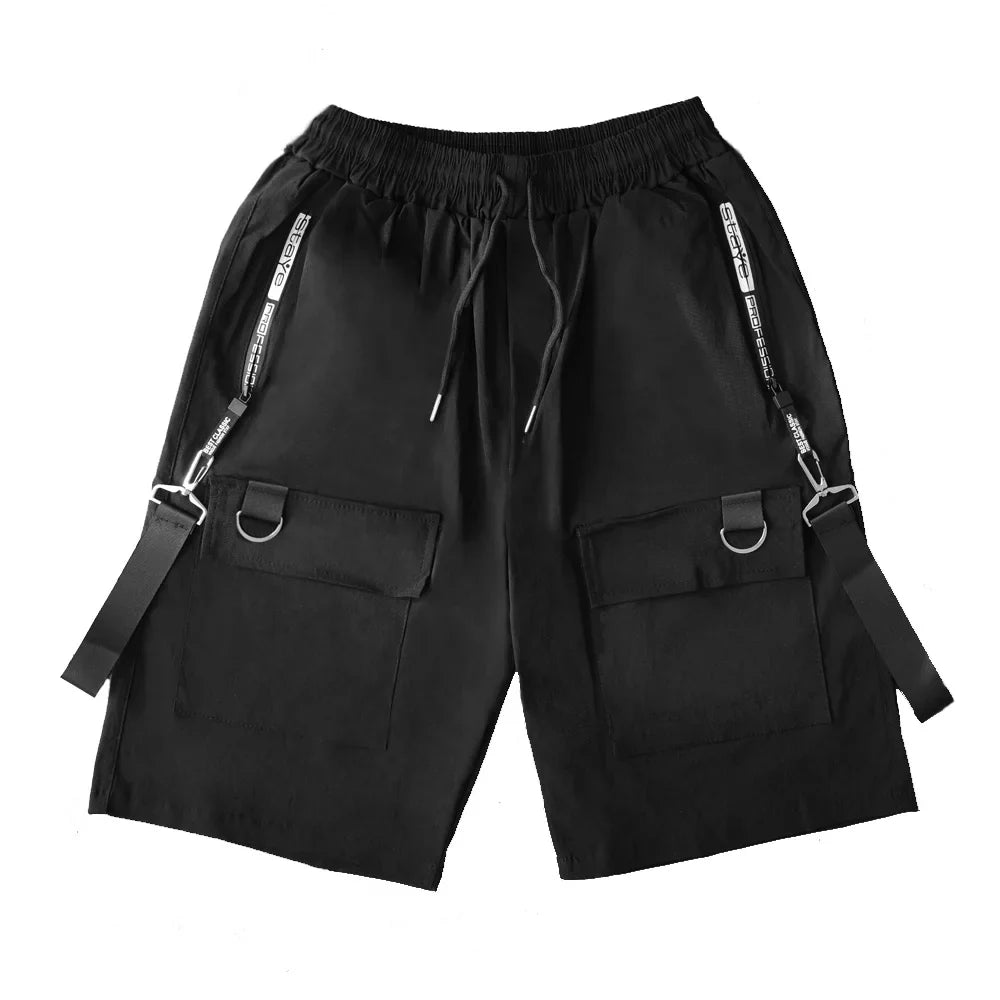 Max‘ trendige Cargo-Shorts