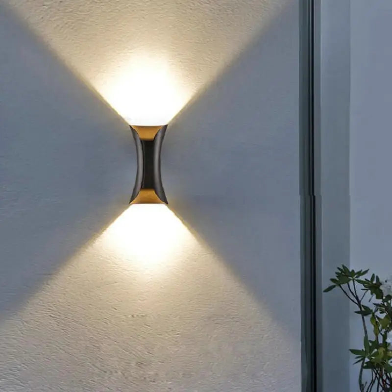 Luno - Bunte LED Außenwandlampe