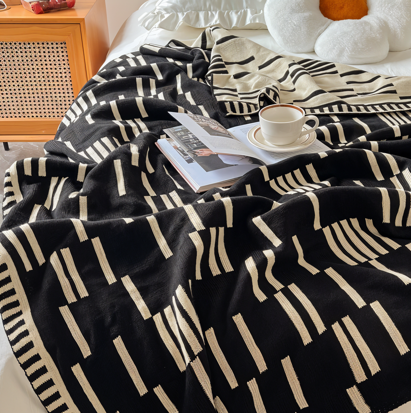 CozyNest Luxus-Wurfdecke