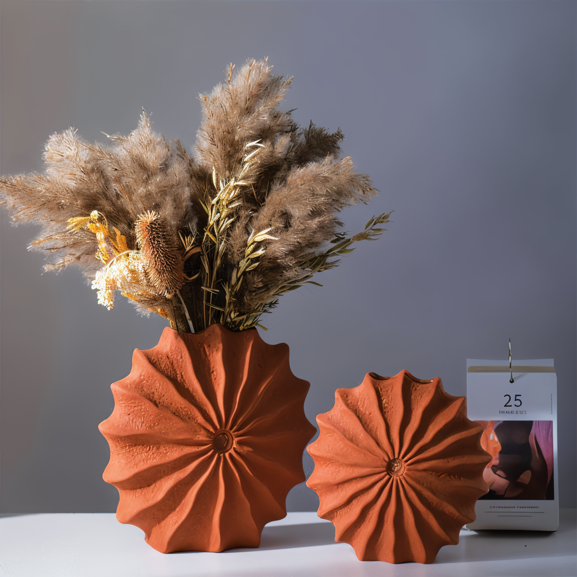 Faltendesign Geometrische Retro-Vase