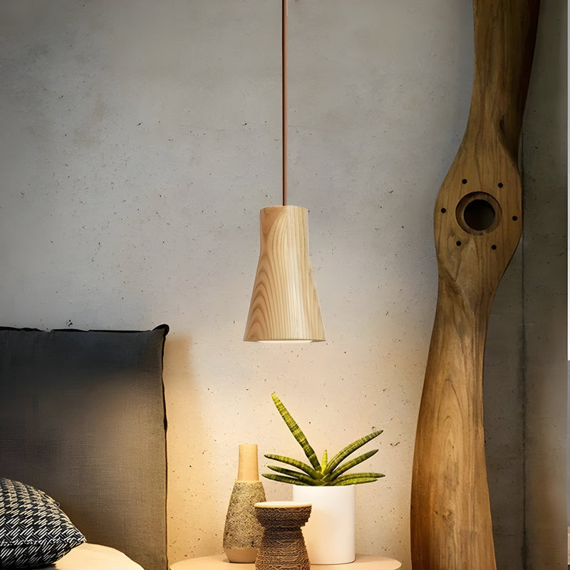 Moderne Holzpendel