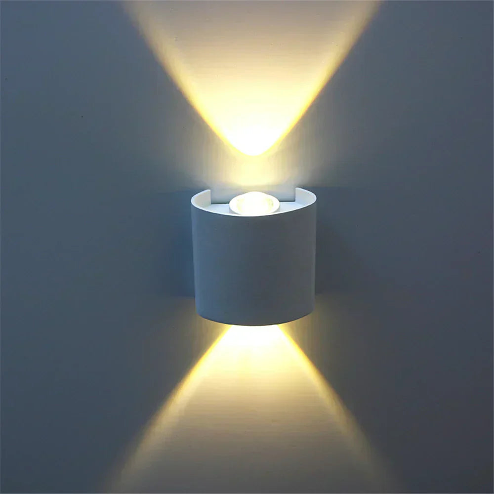 LumiRise – Moderne zylindrische Auf- und Abwärts-Wandleuchten