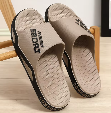 Sportliche Sandalen