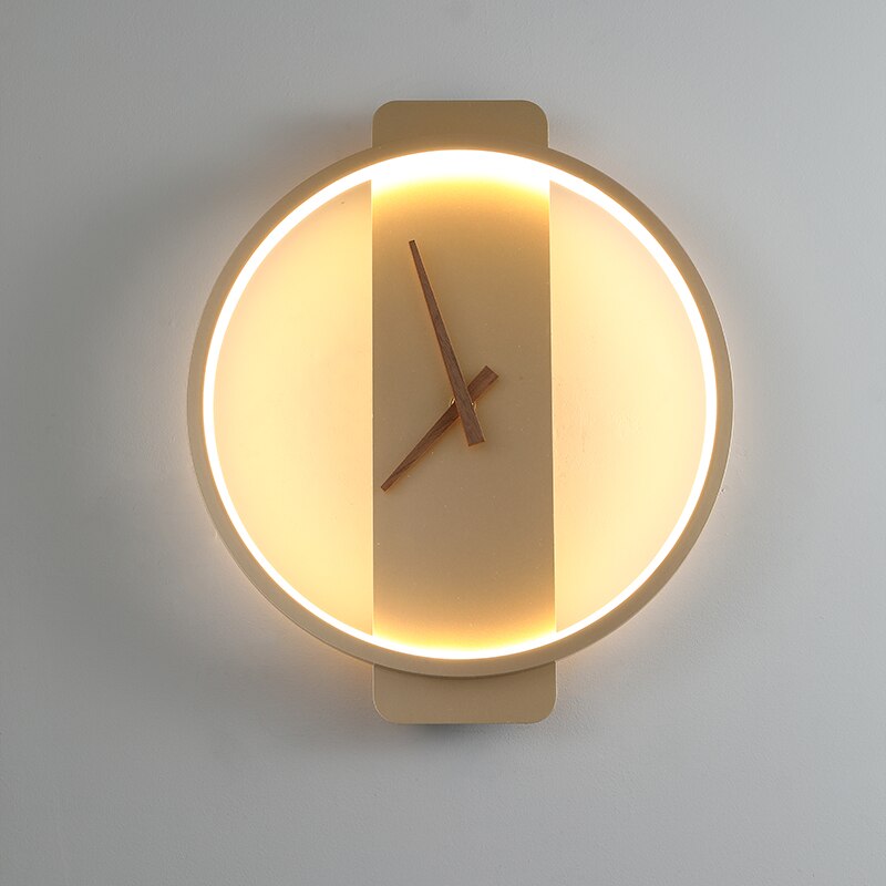 LuxeTime - Elegante Wanduhr für ein zeitloses, raffiniertes Zuhause