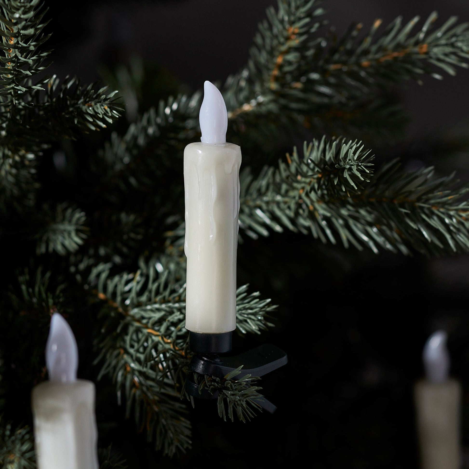 GlowFlame - LED-Teelichter für die Feriendekoration