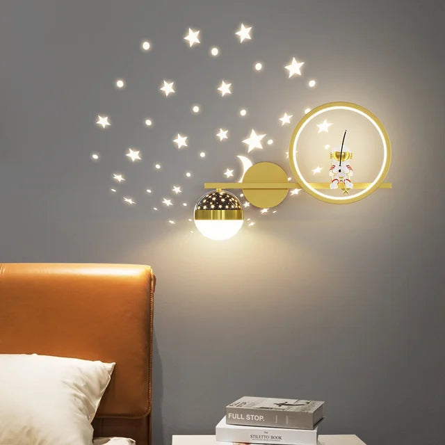 Aurora moderne Lampe mit sanfter Beleuchtung