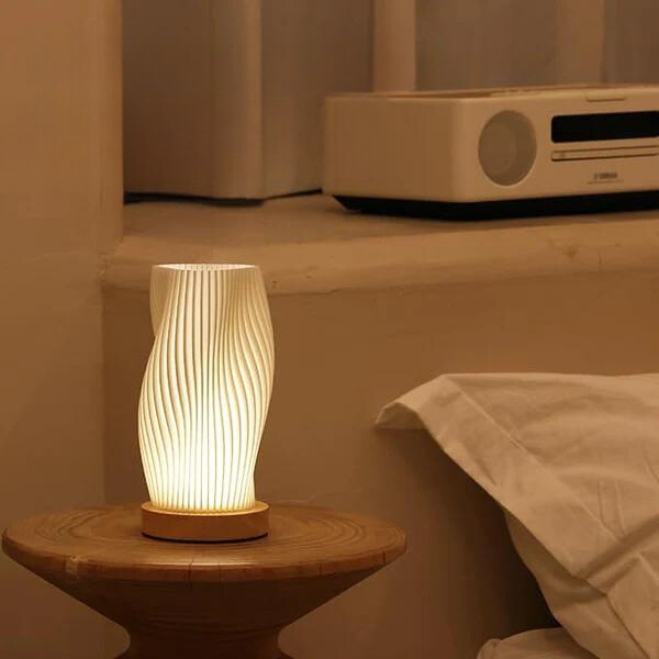 Serena Wavecrest Lampe