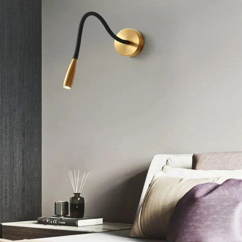 LumaFlex – Moderne verstellbare LED-Leselampe
