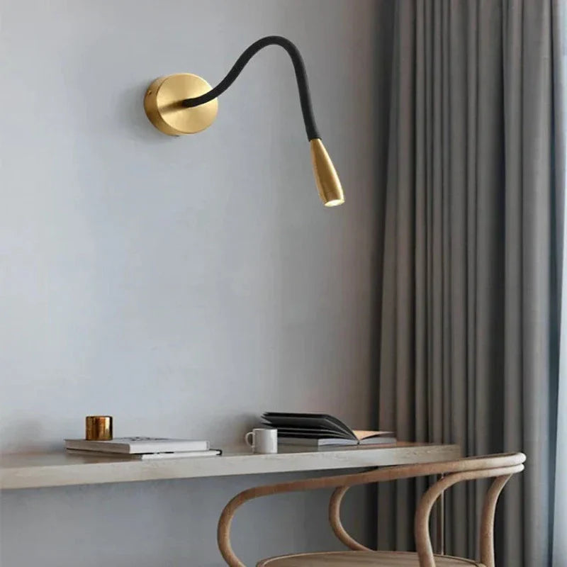 LumaFlex – Moderne verstellbare LED-Leselampe