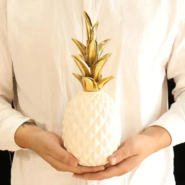 PineGold - Glänzende Golddekoration für anspruchsvolle Innenräume