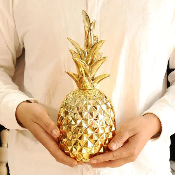 PineGold - Glänzende Golddekoration für anspruchsvolle Innenräume