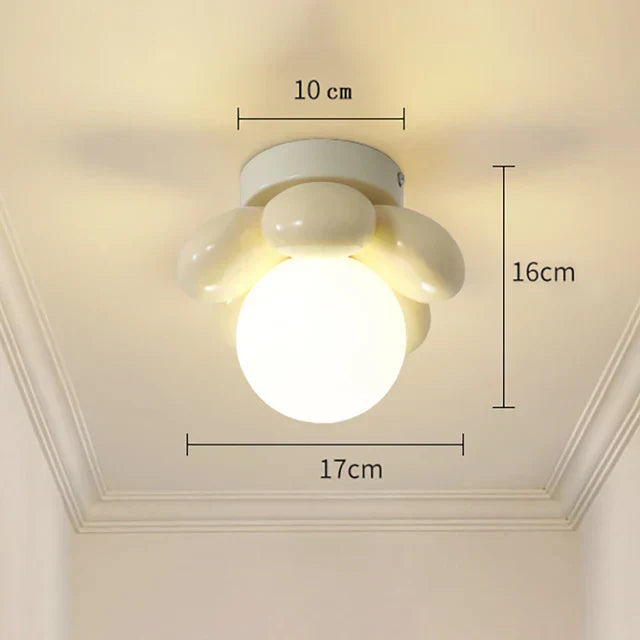 BloomGlow – Moderne Blumen-Deckenlampe mit Glaskugel