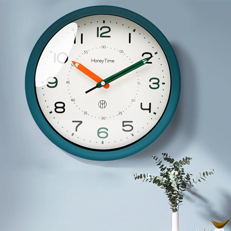 AquaMinimal – Blaugrüße Wanduhr mit modernem Minimalismus